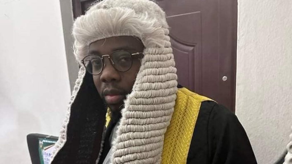 Osun speaker under fire as APC, PDP trade blame over clash with monarch