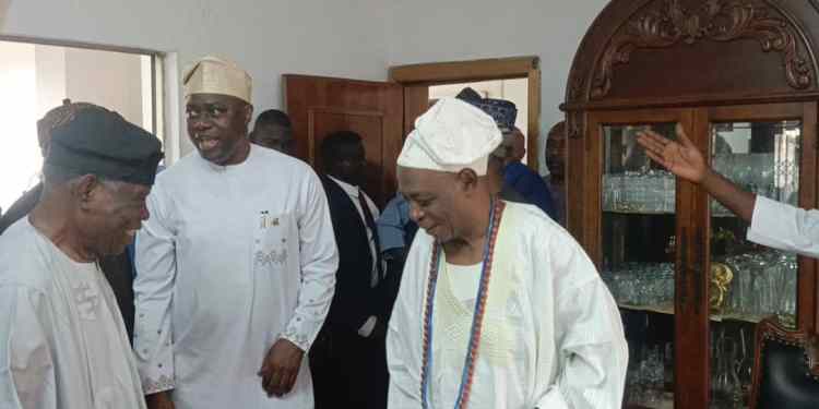 Makinde visits Olubadan-designate, Oba Rashidi Ladoja