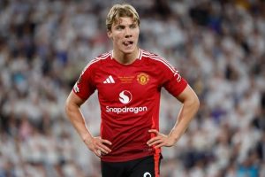 Napoli target Hojlund as Manchester United monitor Wharton